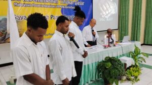 Penerima Beasiswa YPMAK Diasah Menjadi Pemimpin Muda Masa Depan Papua Melalui LKTD Yayasan Binterbusih